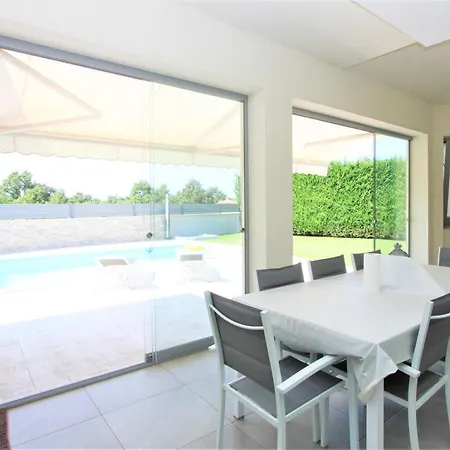 Ferienhaus Moderne Alex Exclusive In Mit Pool *